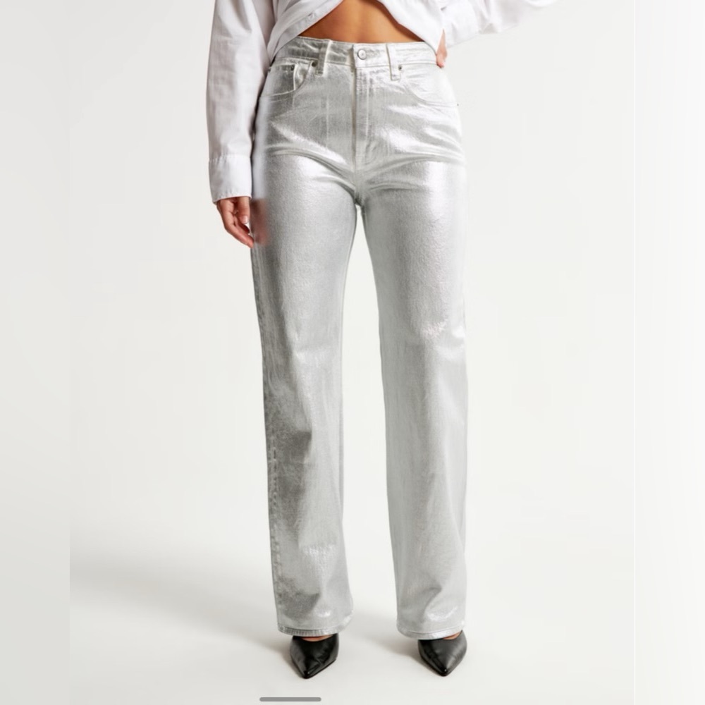 Abercrombie & Fitch: High Rise 90s Curve Love Jeans Silver 24/00R
